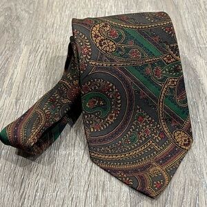 Polo Ralph Lauren Tie Made by Hand Antique Paisley Classic Designer Business